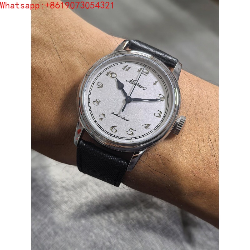 นาฬิกาข้อมือจักรกล The Great Q - Jewelry For Watches บทวิจารณ์และราคา
